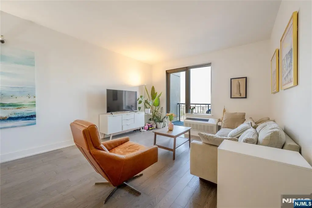 3312 Hudson Avenue PH7, Union City, NJ 07087 - #1