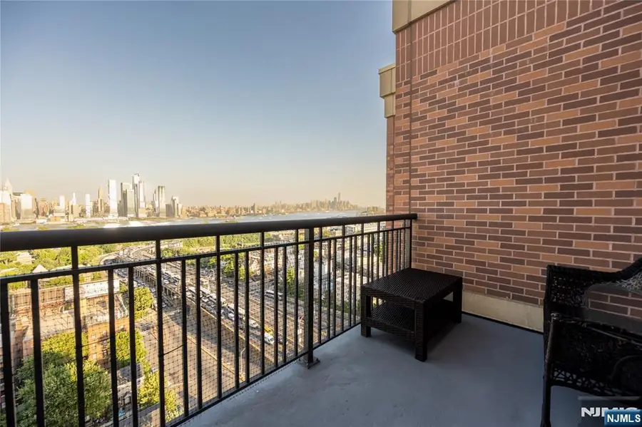3312 Hudson Avenue PH7, Union City, NJ 07087 - #3
