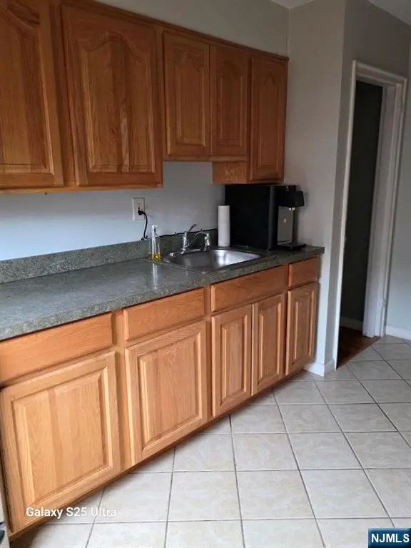 4 Gainesborough Terrace 1B, River Edge, NJ 07661 - #3