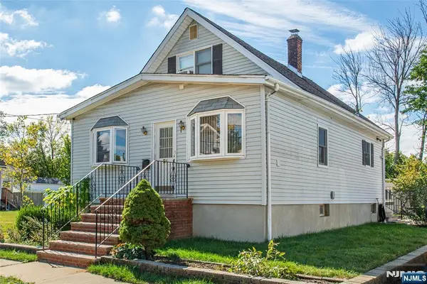 31 Zeliff Avenue, Little Falls, NJ 07424