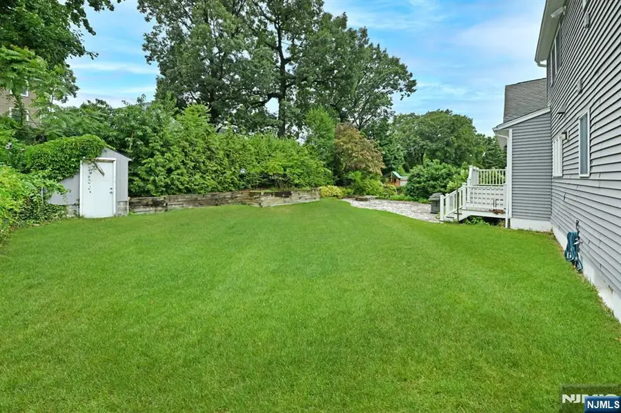 211 Spruce Street, Midland Park, NJ 07432 - #3