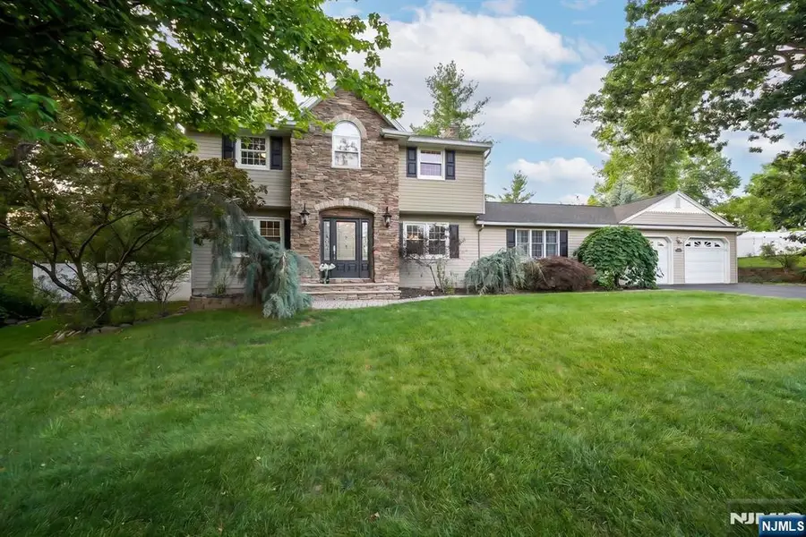 68 Fieldstone Place, Wayne, NJ 07470 - #2