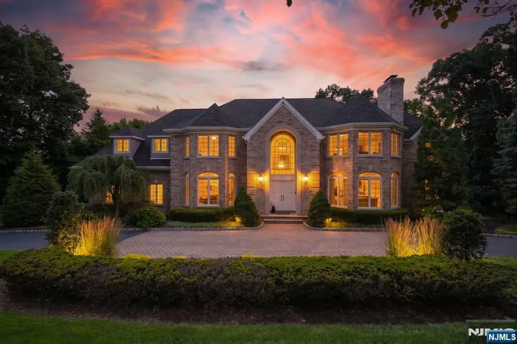 817 Peach Tree Lane, Franklin Lakes, NJ 07417 - #1