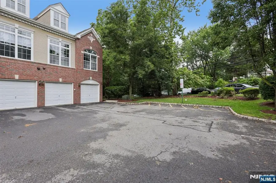 101 Rock Creek Drive T218, Clifton, NJ 07014 - #3