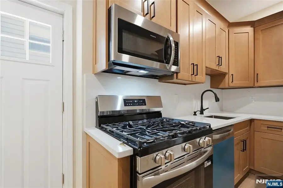 30 Edison Street, Bloomfield, NJ 07003 - #3