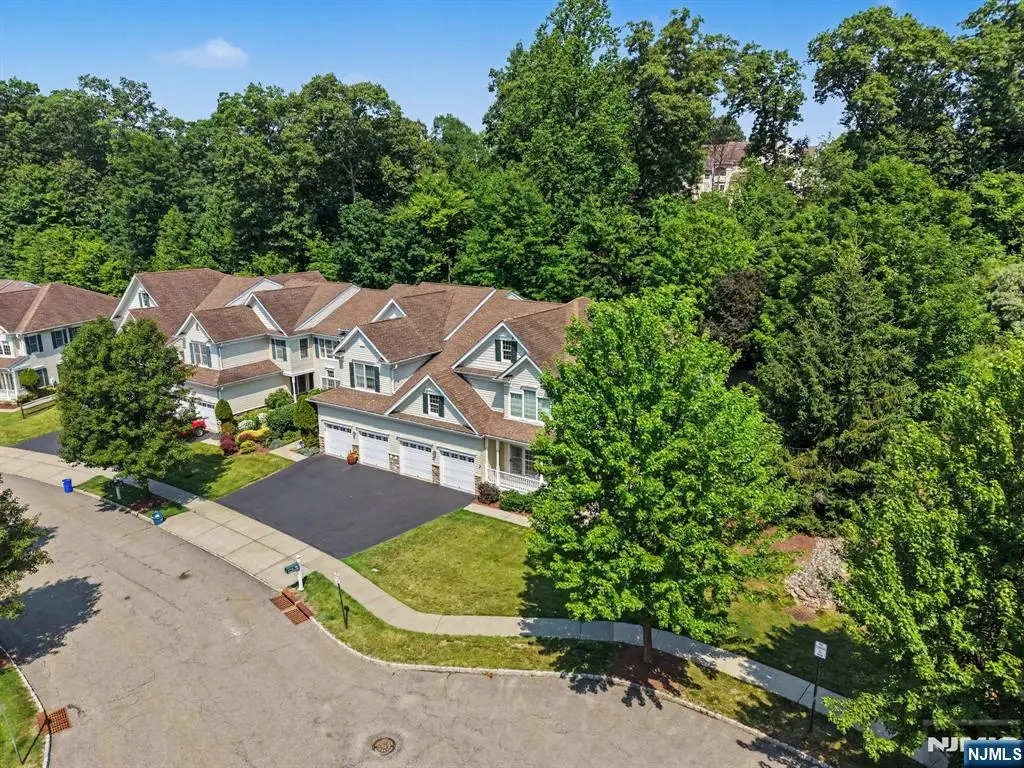 79 S Mackenzie Lane, Denville, NJ 07834 - #1