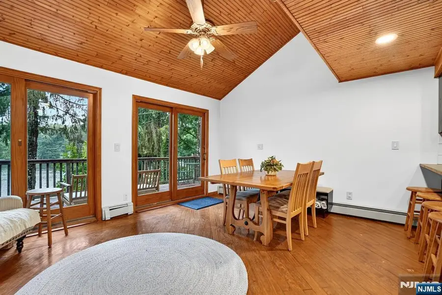 106 Demarest Road, Bloomingdale, NJ 07403 - #2