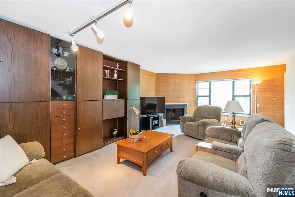 575 Grove Street F3, Clifton, NJ 07013 - #1