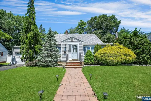 397 Pleasant Avenue, New Milford, NJ 07646
