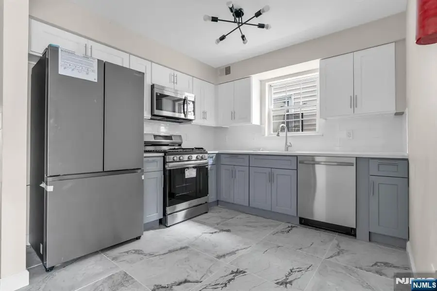533 S 10th Street, Newark, NJ 07103 - #3