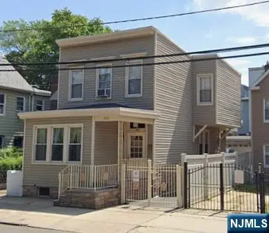 205 Lake Street, Newark, NJ 07104