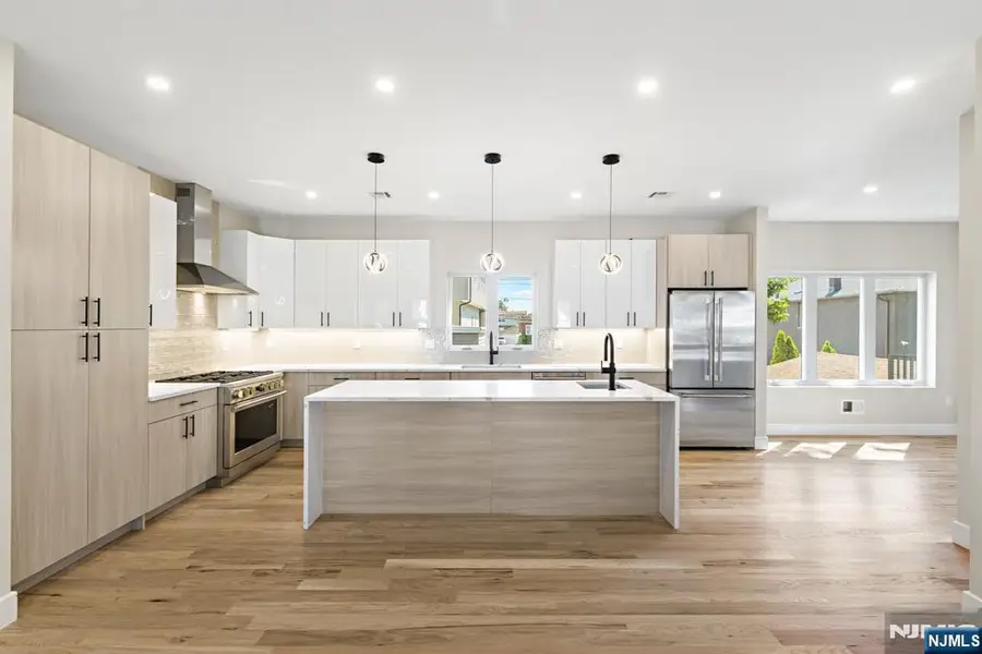 264 Beverly Hills Road, Fort Lee, NJ 07024 - #2