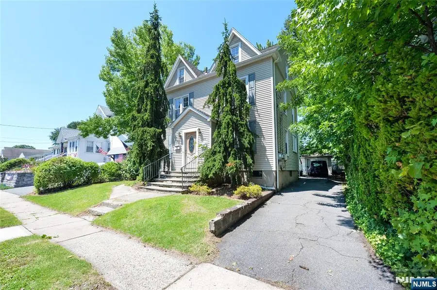 209 Merritt Avenue, Bergenfield, NJ 07621 - #2