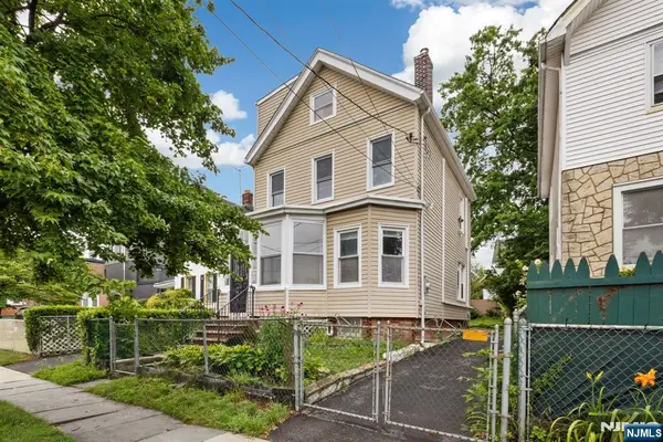 98 Forest Street, Montclair, NJ 07042