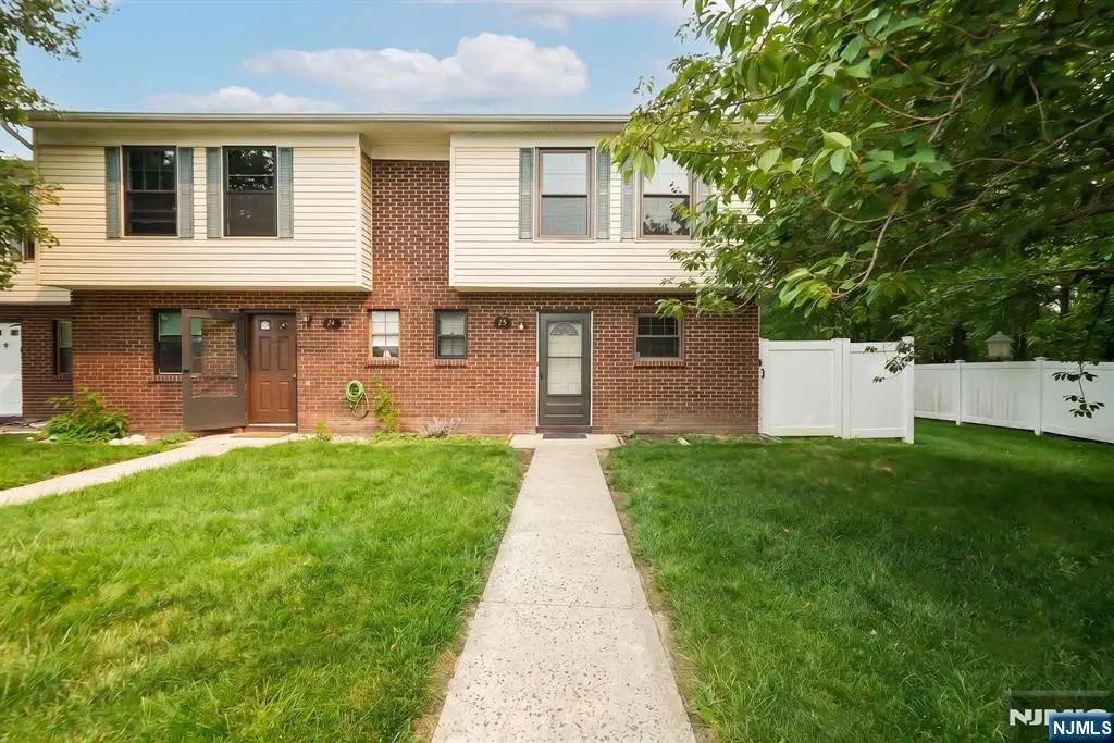 25 Driscoll Court, North Brunswick, NJ 08902 - #1