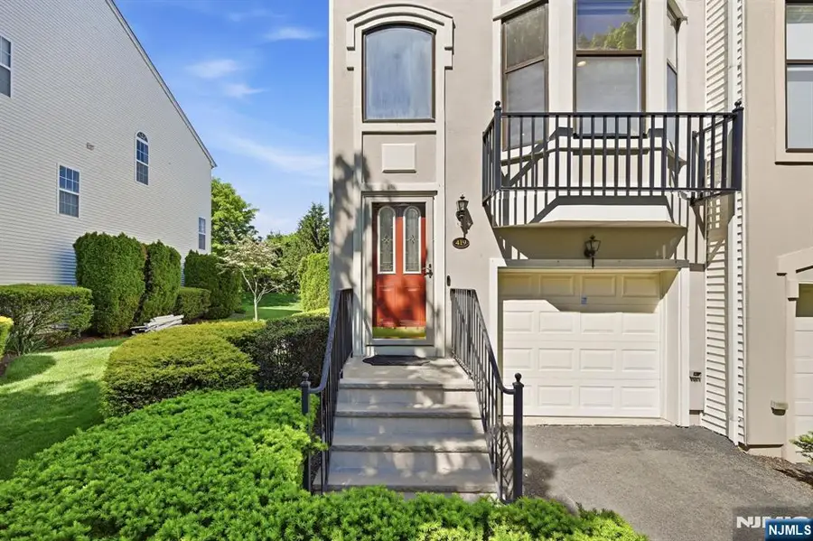 419 Hartford Drive 4020, Nutley, NJ 07110 - #2