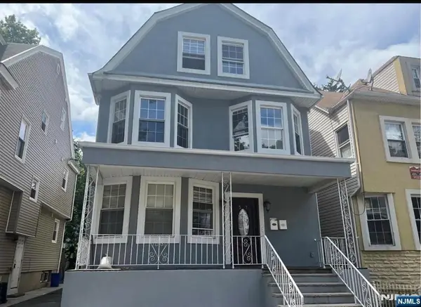 37 16th Street, East Orange, NJ 07017