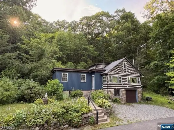 83 Terra Cotta Road, West Milford, NJ 07421