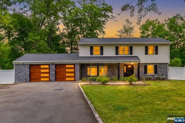 800 Winding Way, Westwood, NJ 07675