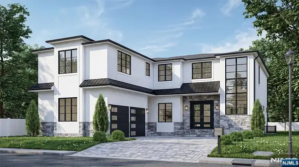 38A W Ridgewood Avenue, Paramus, NJ 07652