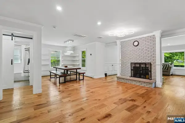 72 Sparrowbush Road, Upper Saddle River, NJ 07458