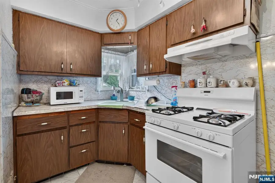 105 Baldwin Place, Bloomfield, NJ 07003 - #3