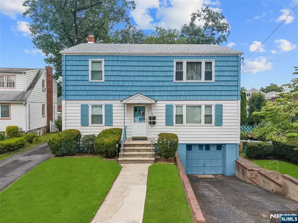 7 Freeman Place, Nutley, NJ 07110