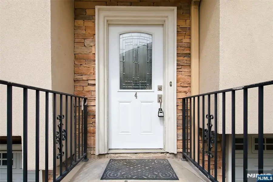 4 Jeanine Lane 37, Wallington, NJ 07057 - #2