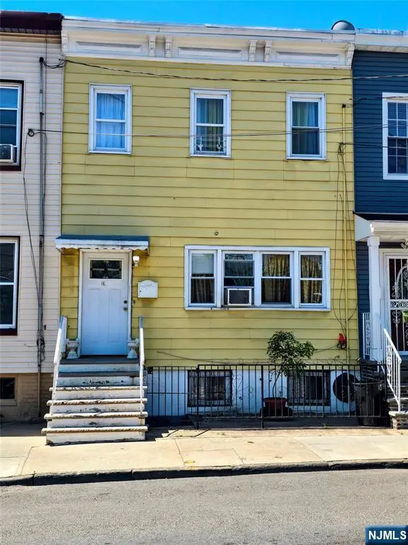 16 Crittenden Street, Newark, NJ 07104