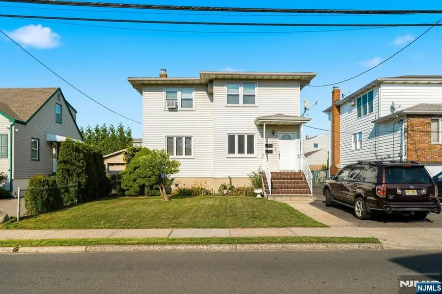 92 Phillips Avenue, South Hackensack, NJ 07606 - #2