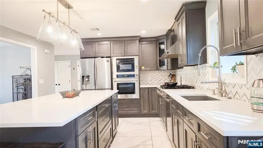 240 E Clinton Avenue, Tenafly, NJ 07670 - #3