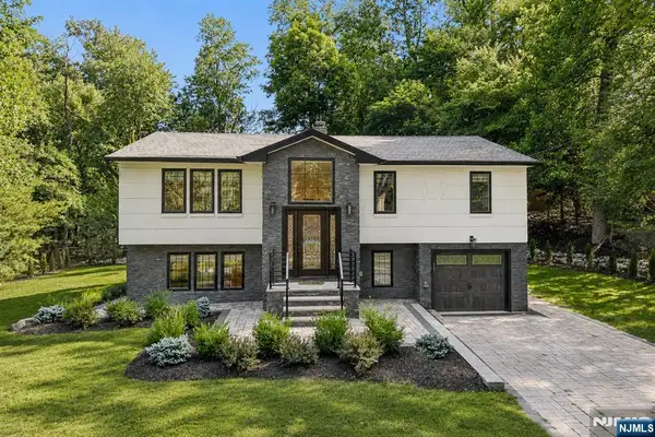 12 Parker Place, Upper Saddle River, NJ 07458