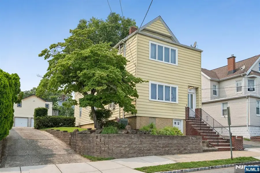 35 Longview Street, West Orange, NJ 07052 - #2
