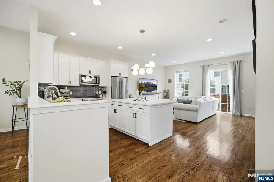 141 Roosevelt Drive, Wood Ridge, NJ 07075 - #3