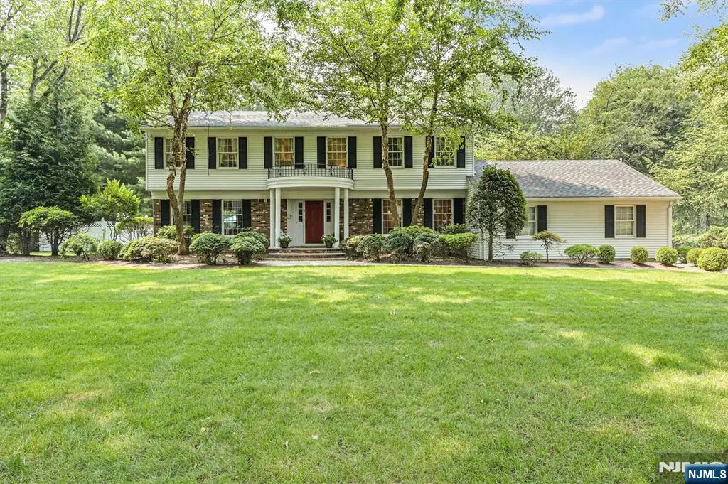 7 Arthur Court, Demarest, NJ 07627 - #1