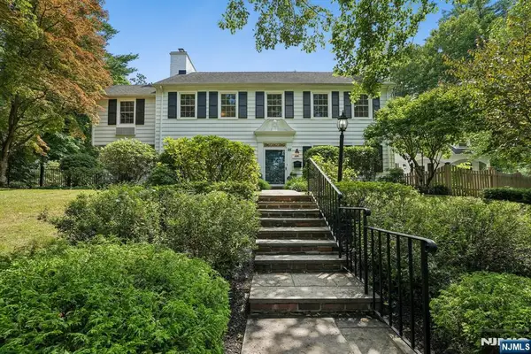 25 West Road, Millburn, NJ 07078
