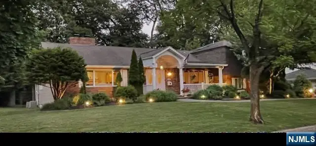 426 Lakeview Drive, Oradell, NJ 07649 - #2