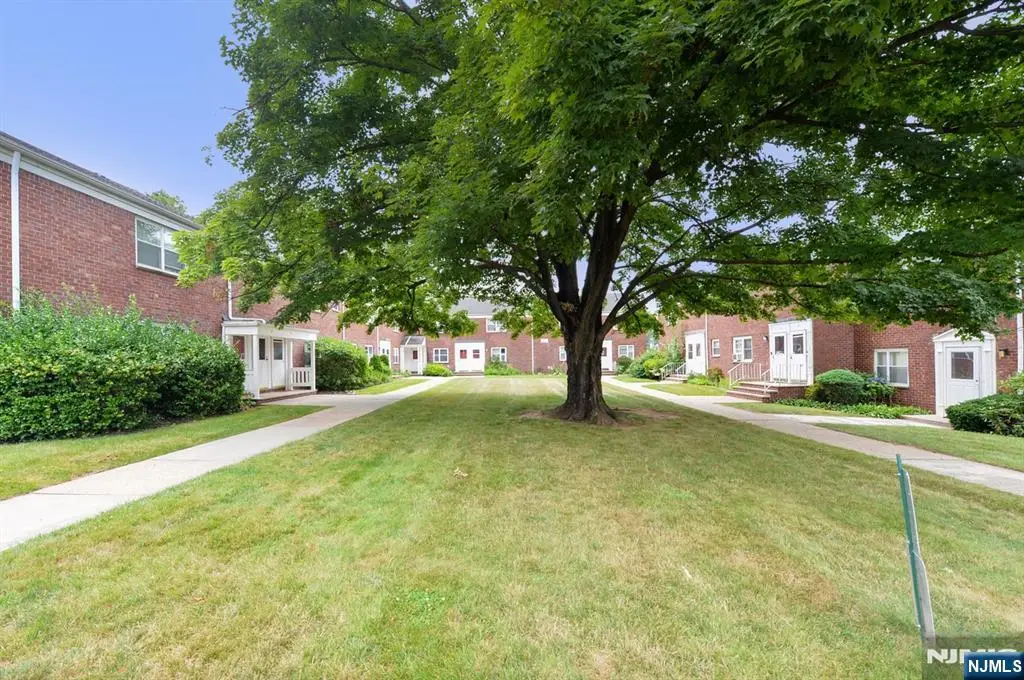 451 Heath Place 8, Hackensack, NJ 07601 - #1