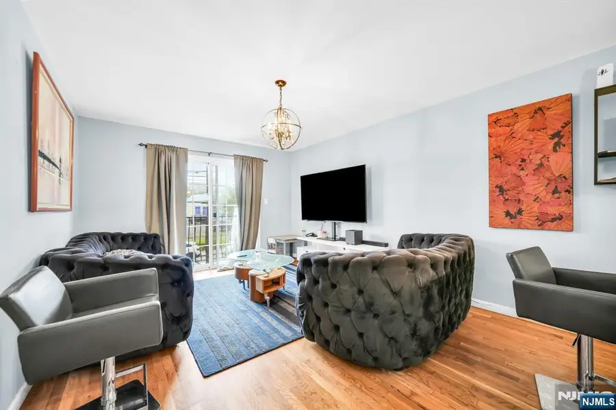 64 Brunswick Street, Newark, NJ 07114 - #2