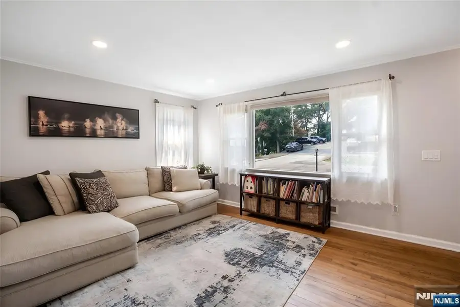 1 Oak Lane, Ringwood, NJ 07456 - #3