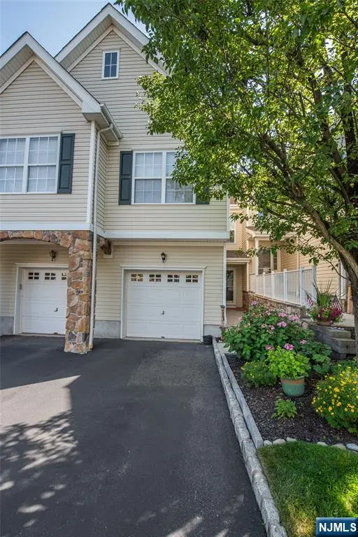13 Mountainside Drive, Pompton Lakes, NJ 07442 - #3