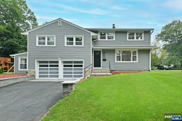 502 Ackerman Avenue, Ho-Ho-Kus, NJ 07423
