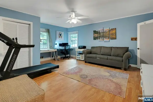 10 Brush Hill, Kinnelon Borough, NJ 07405