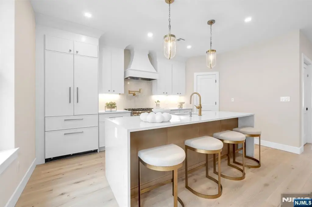 188 Broadway 8, Woodcliff Lake, NJ 07677 - #1