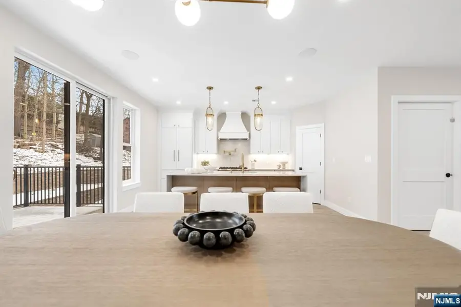 188 Broadway 8, Woodcliff Lake, NJ 07677 - #2
