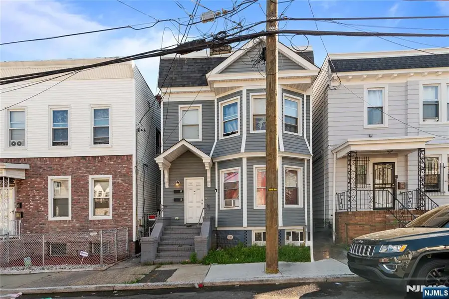 36 Arverne, Irvington, NJ 07111 - #2