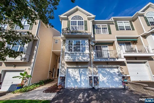 146 Summit Ridge 1406, Pompton Lakes, NJ 07442