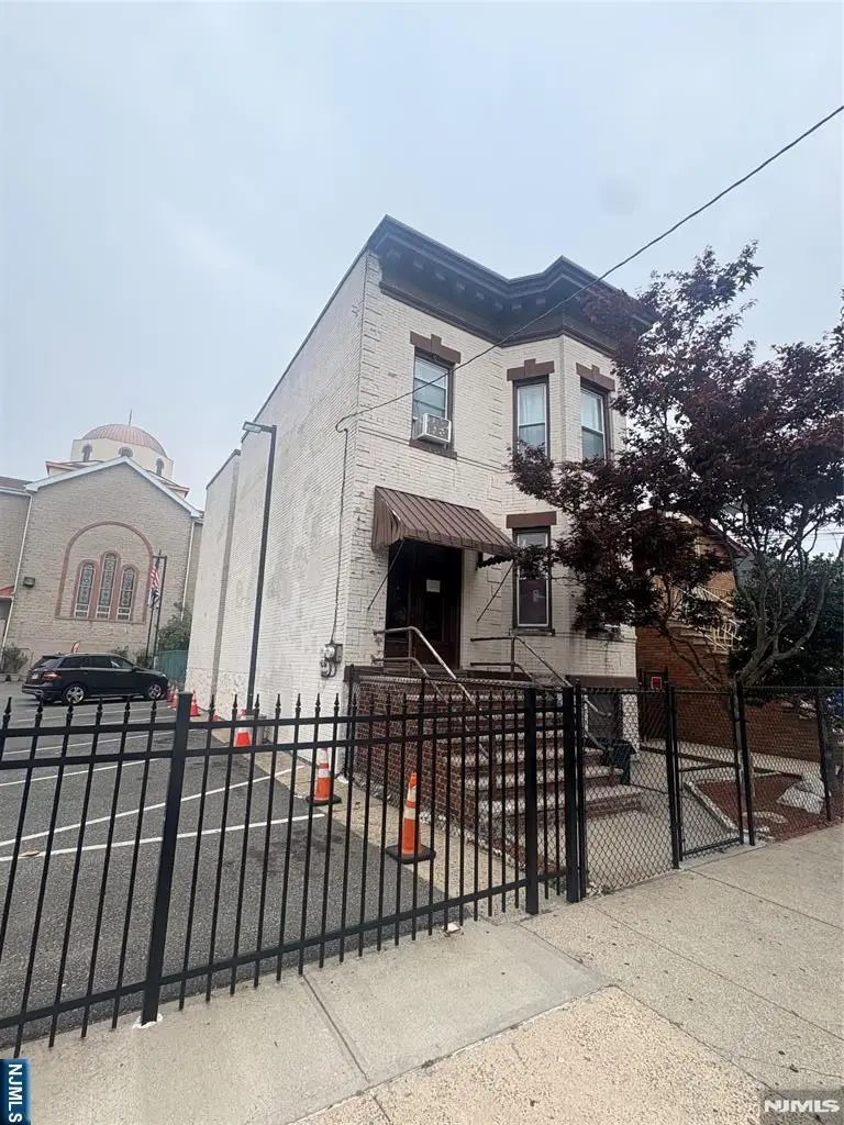 358 McKinley Street, Fairview, NJ 07022 - #2