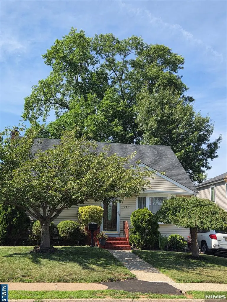 147 Merritt Avenue, Bergenfield, NJ 07621 - #3