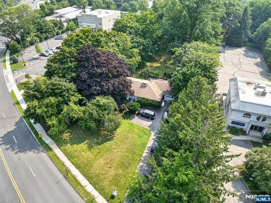214 Berdan Avenue, Wayne, NJ 07470 - #2